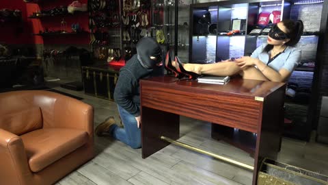mistress_gaia_-_louboutin_recruit__1080_hd_-女神之家