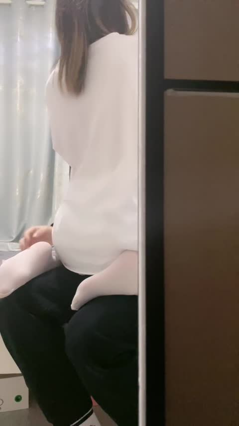video_1001982887948_1745003396625-女神之家